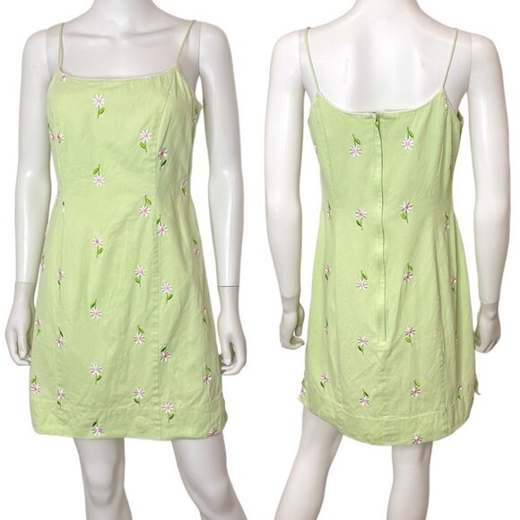 Lilly Pulitzer 90s Floral Embroidered Mini Summer Dress in Green Vintage Sz 10P - Picture 1 of 15